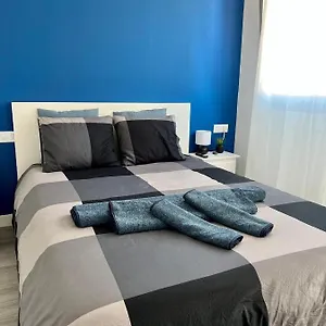 https://casa-uma-1.in-canary-islands.com