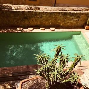 https://casa-migdia-sant-jordi-desvalls.topcostabravahotels.com