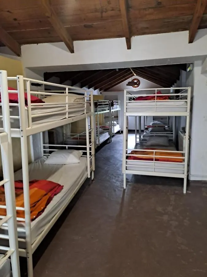 Conviven Albergue Ecocultural Vinuela 0*,